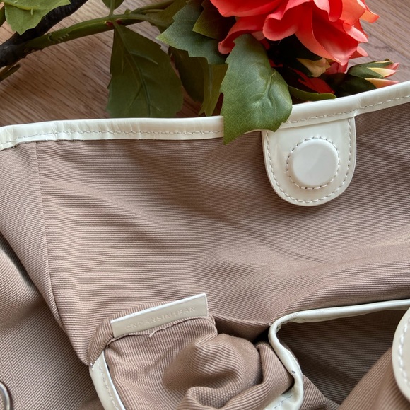 💯Auth. 💕BURBERRY💕 SMALL NAPIER Handbag - Picture 13 of 14